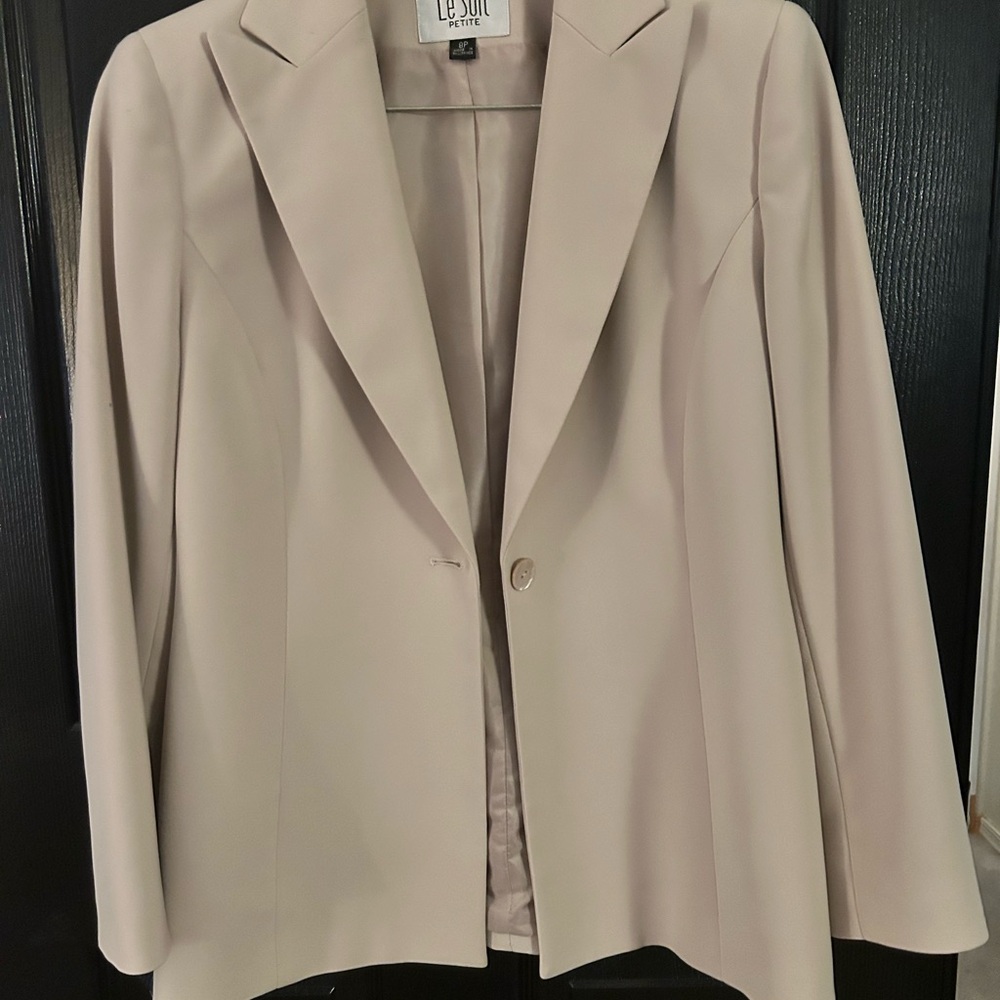 Le Suit Light Beige Women's Blazer
